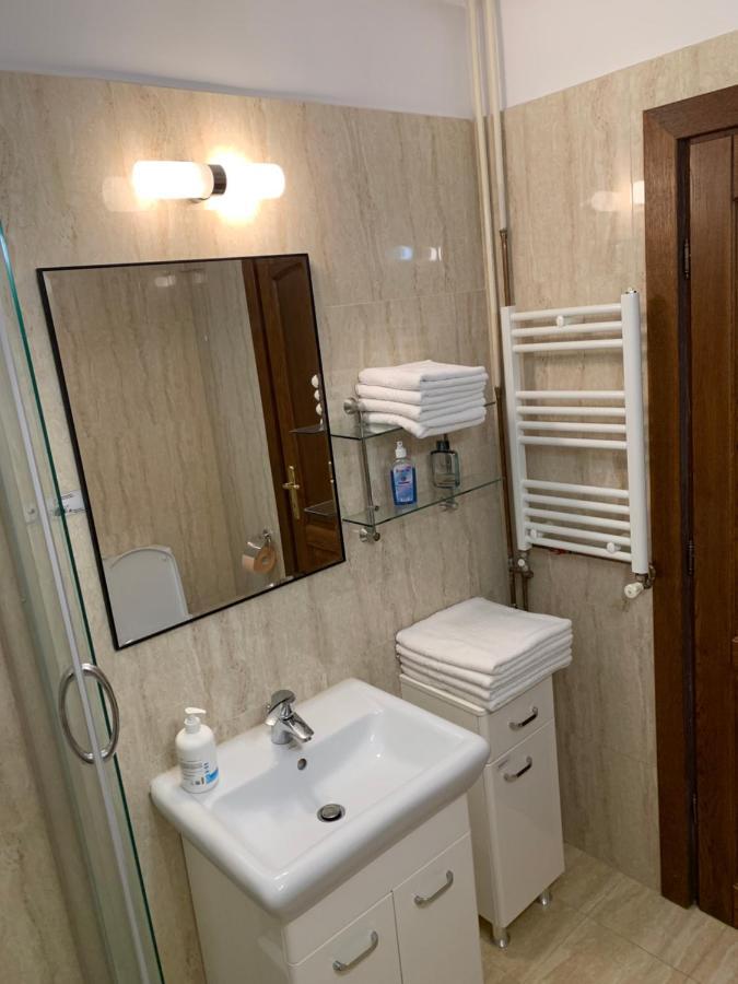 Apart. Premium Ultracentral, 3 Camere Loc Parcare. Ploieşti Kültér fotó