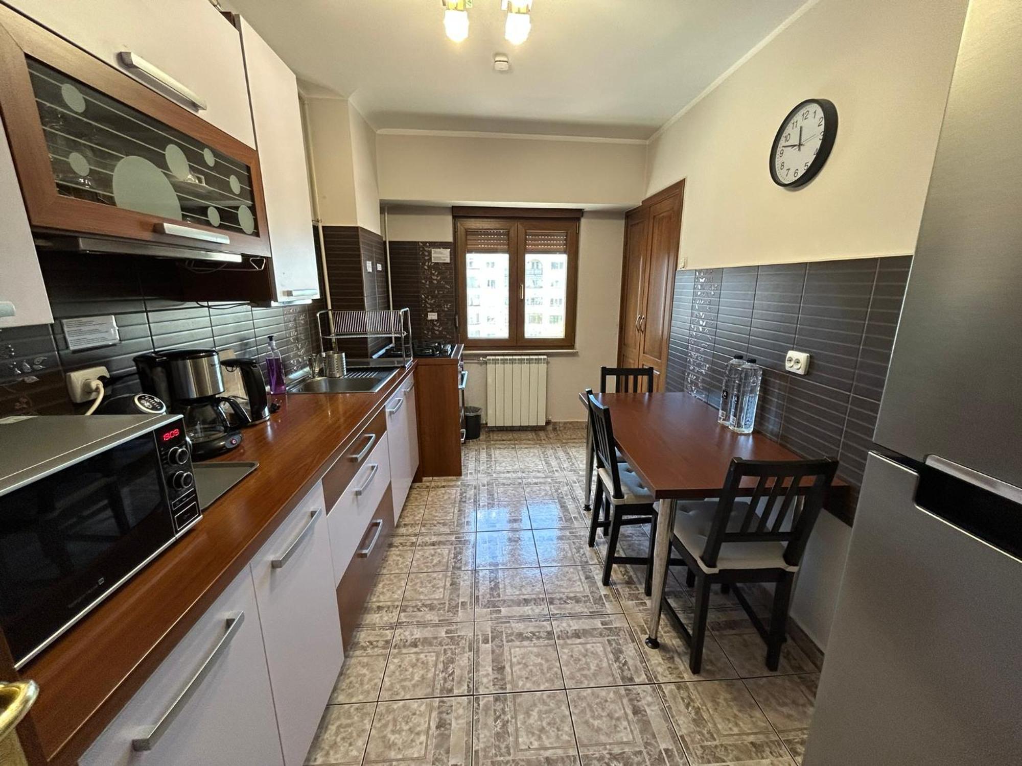 Apart. Premium Ultracentral, 3 Camere Loc Parcare. Ploieşti Kültér fotó