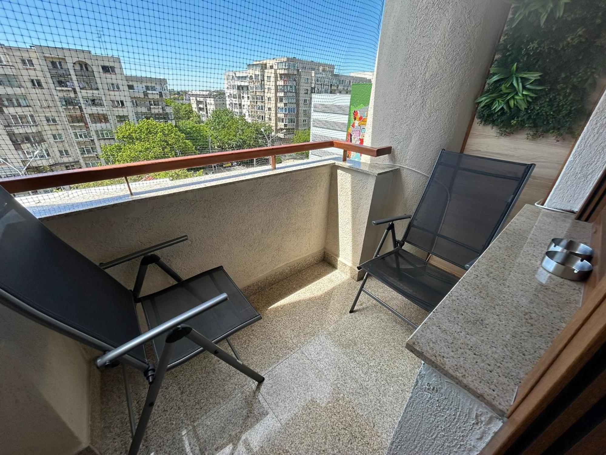 Apart. Premium Ultracentral, 3 Camere Loc Parcare. Ploieşti Kültér fotó