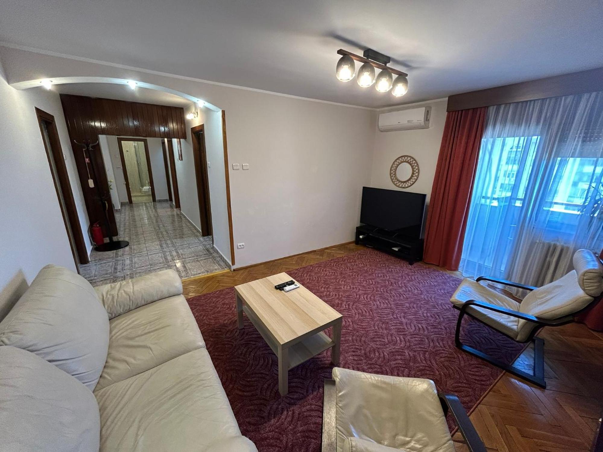 Apart. Premium Ultracentral, 3 Camere Loc Parcare. Ploieşti Kültér fotó