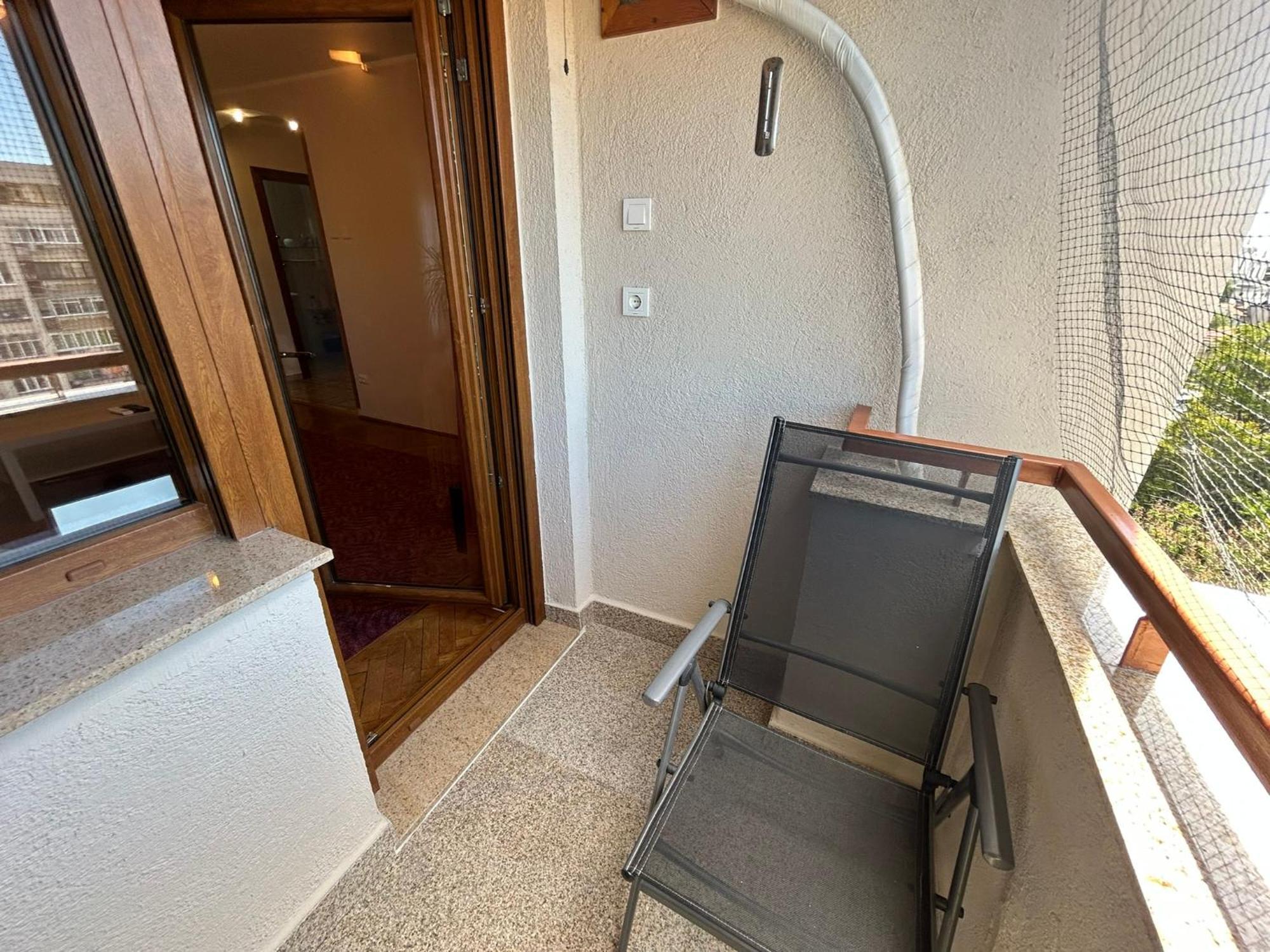 Apart. Premium Ultracentral, 3 Camere Loc Parcare. Ploieşti Kültér fotó