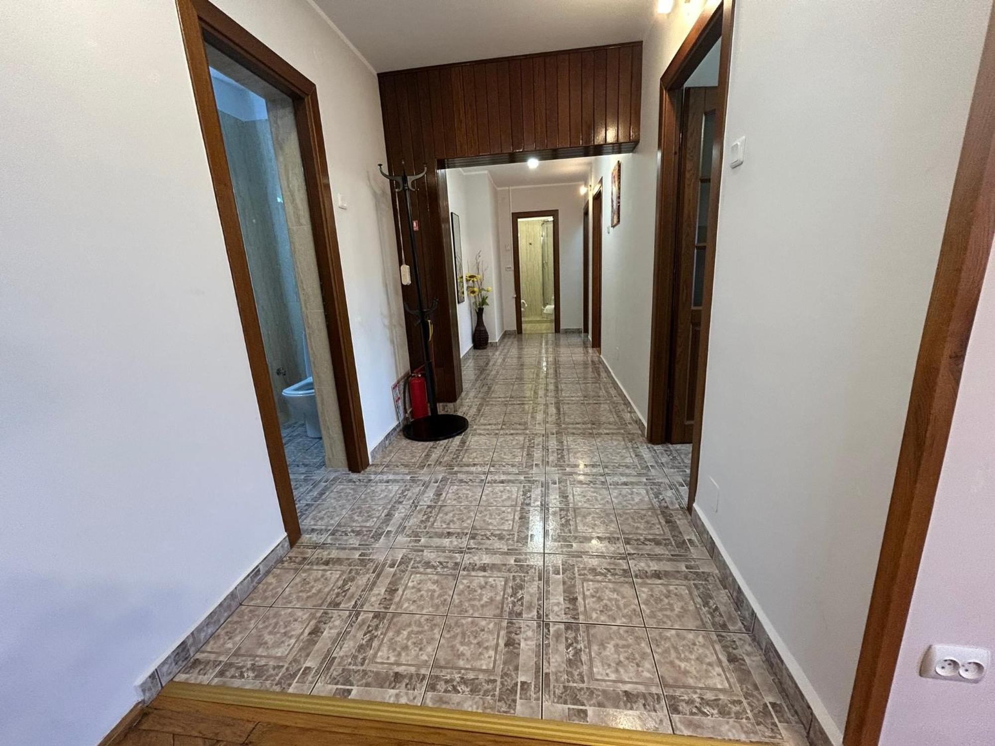 Apart. Premium Ultracentral, 3 Camere Loc Parcare. Ploieşti Kültér fotó